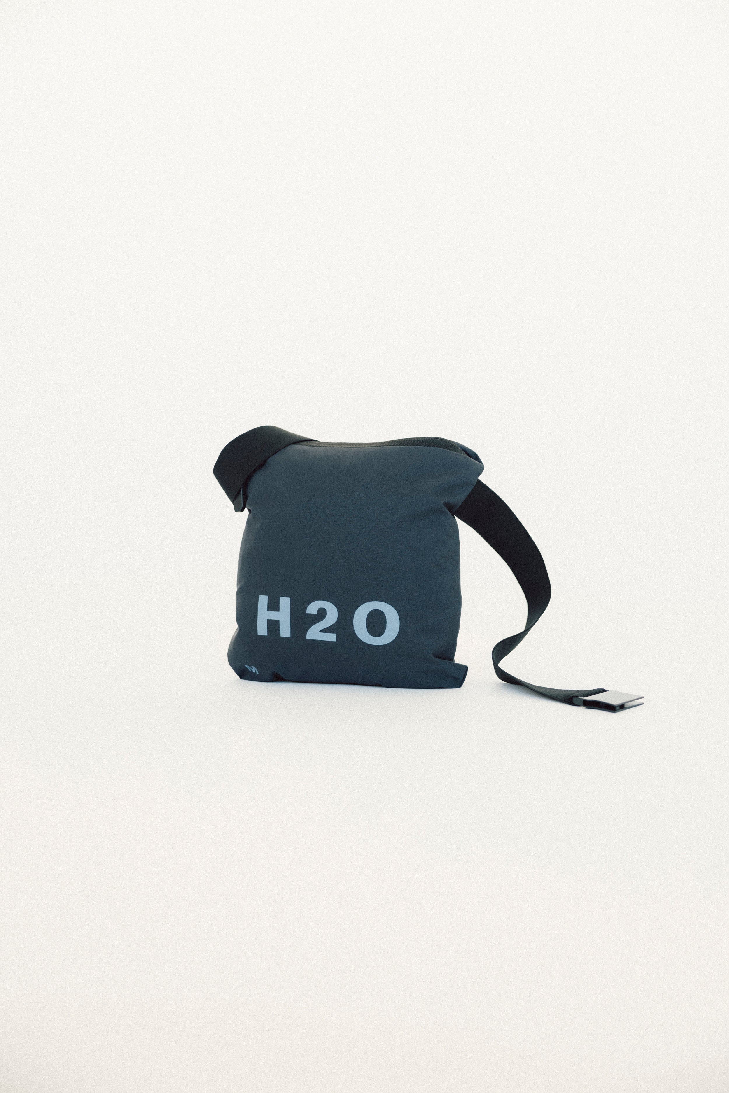 H2O Rømø LW Packable Rain Jacket Rain Wear 2500 Navy