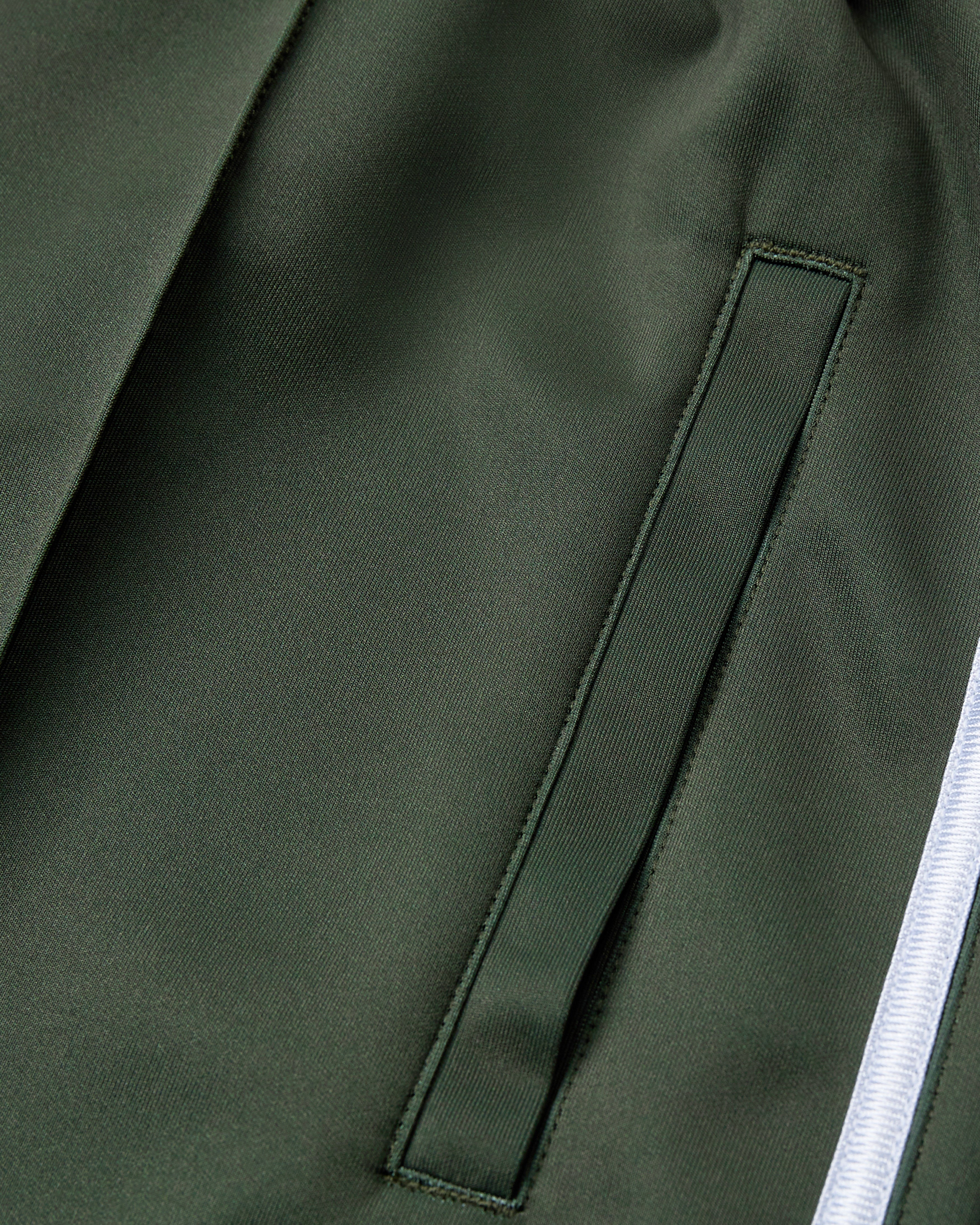 H2O Select Tracksuit Shorts Shorts 3023 Thyme Army