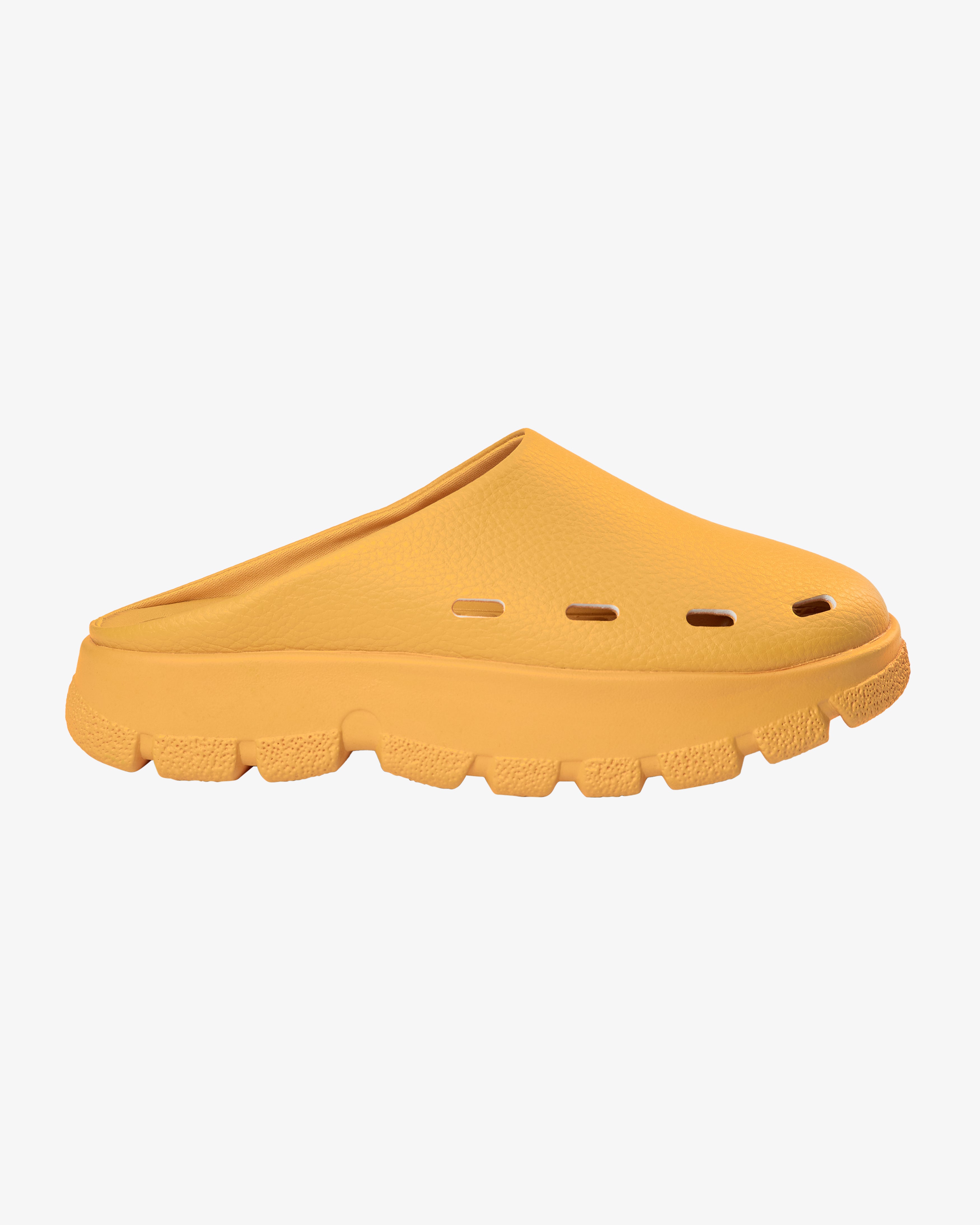 H2O Select Trek Closed Sandal Sandal 2049 Apricot