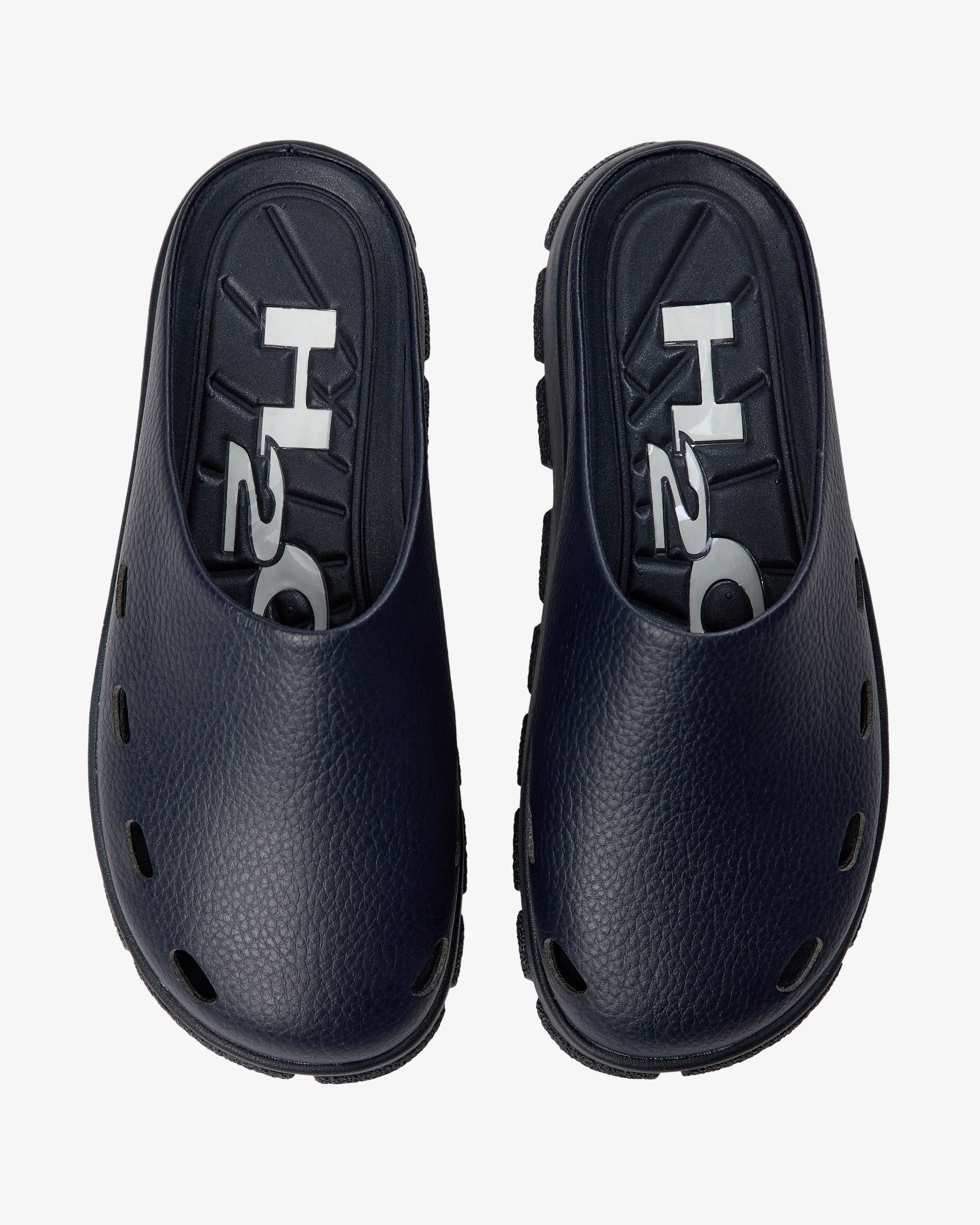 H2O Select Trek Closed Sandal Sandal 2500 Navy