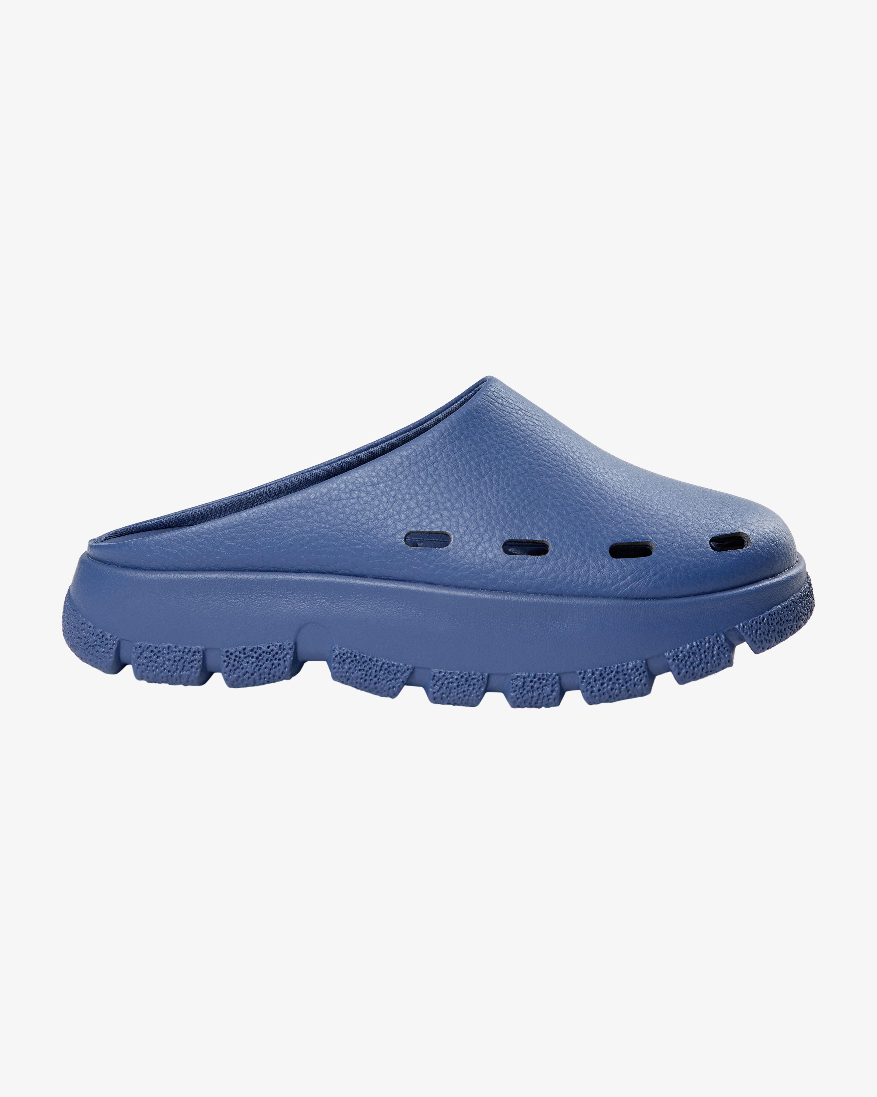 H2O Select Trek Closed Sandal Sandal 2506 Indigo Blue