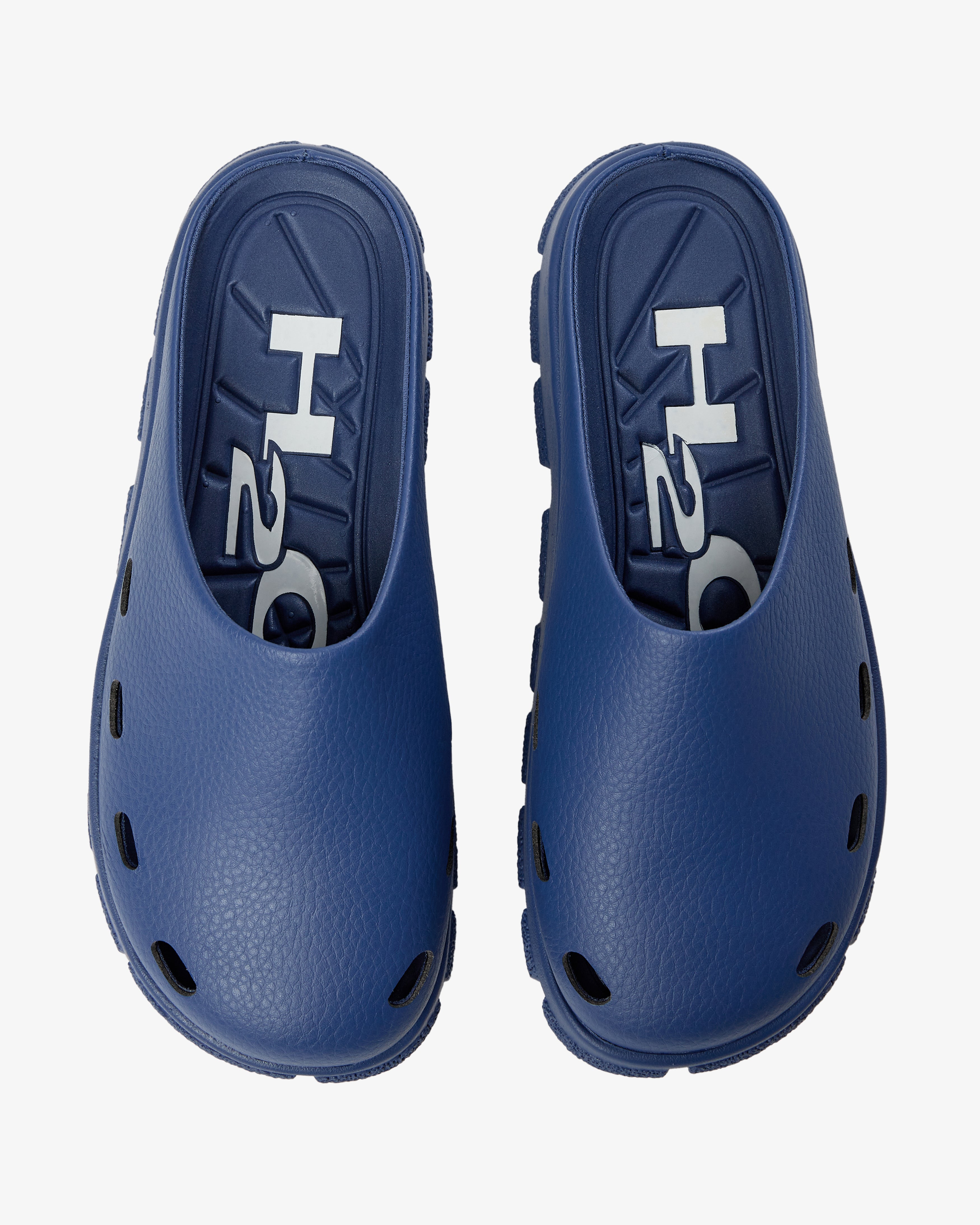 H2O Select Trek Closed Sandal Sandal 2506 Indigo Blue