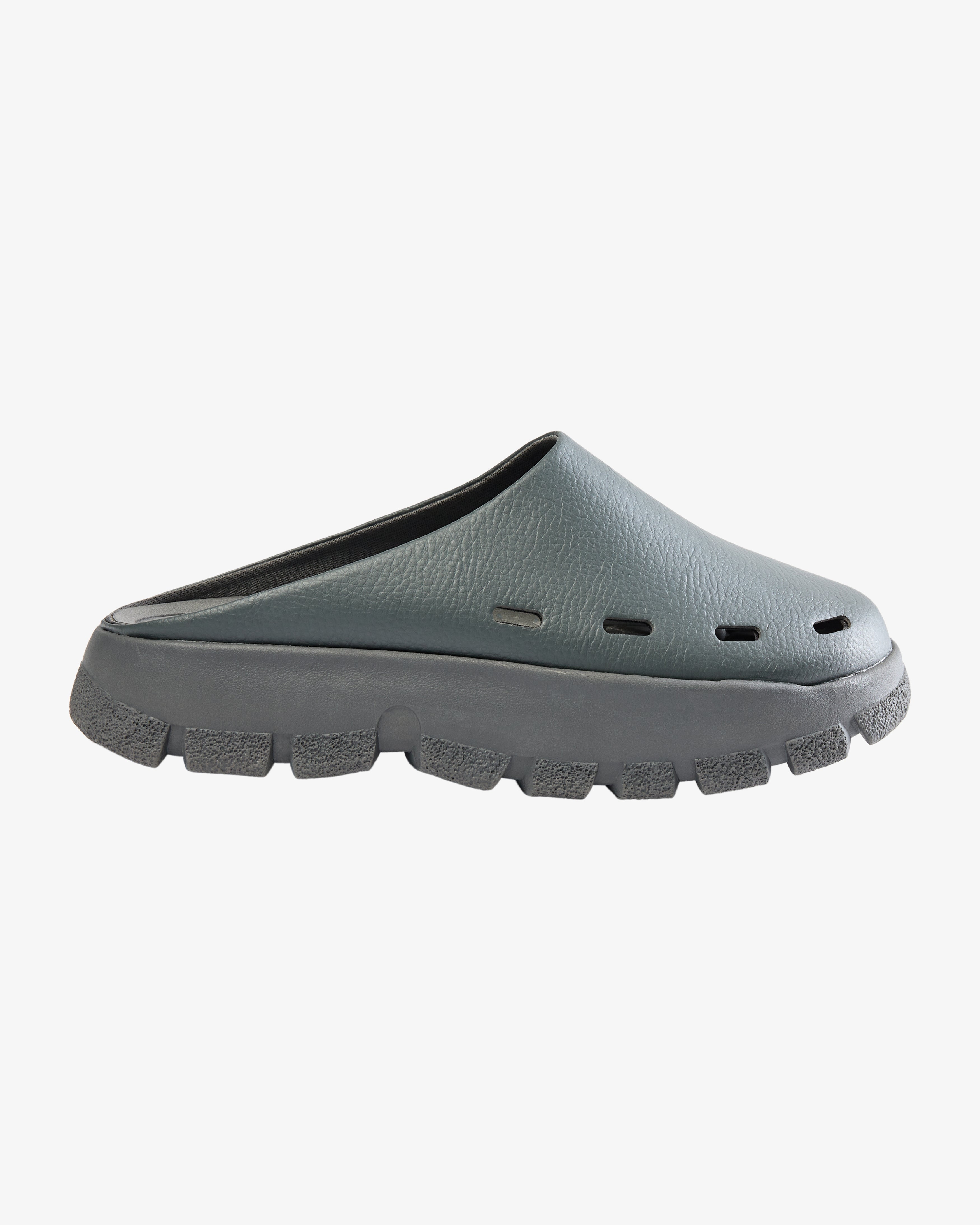 H2O Select Trek Closed Sandal Sandal 3516 Gunmetal