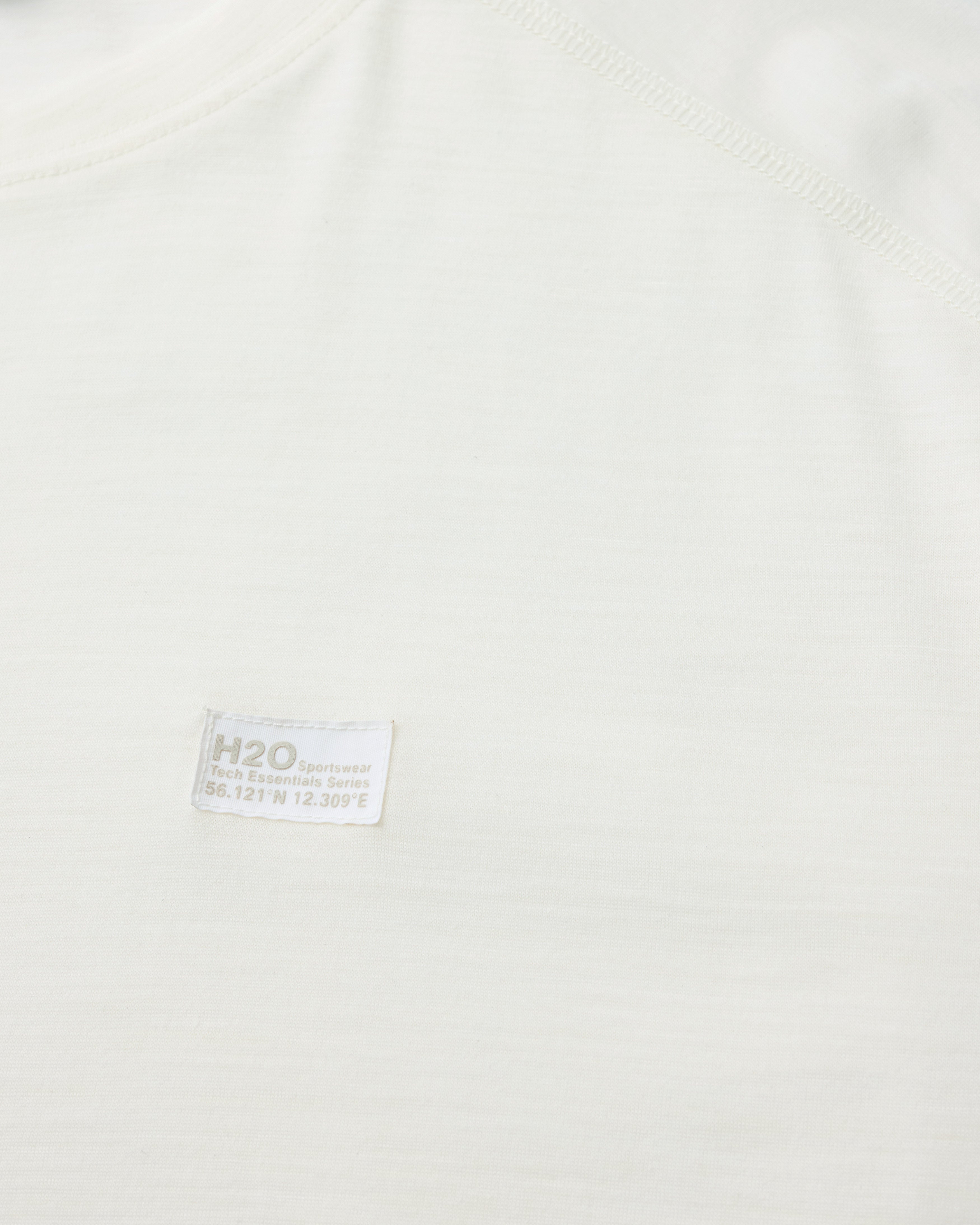 H2O Select Birkholm Essential Baselayer T-shirt T-Shirt 1003 Cream White