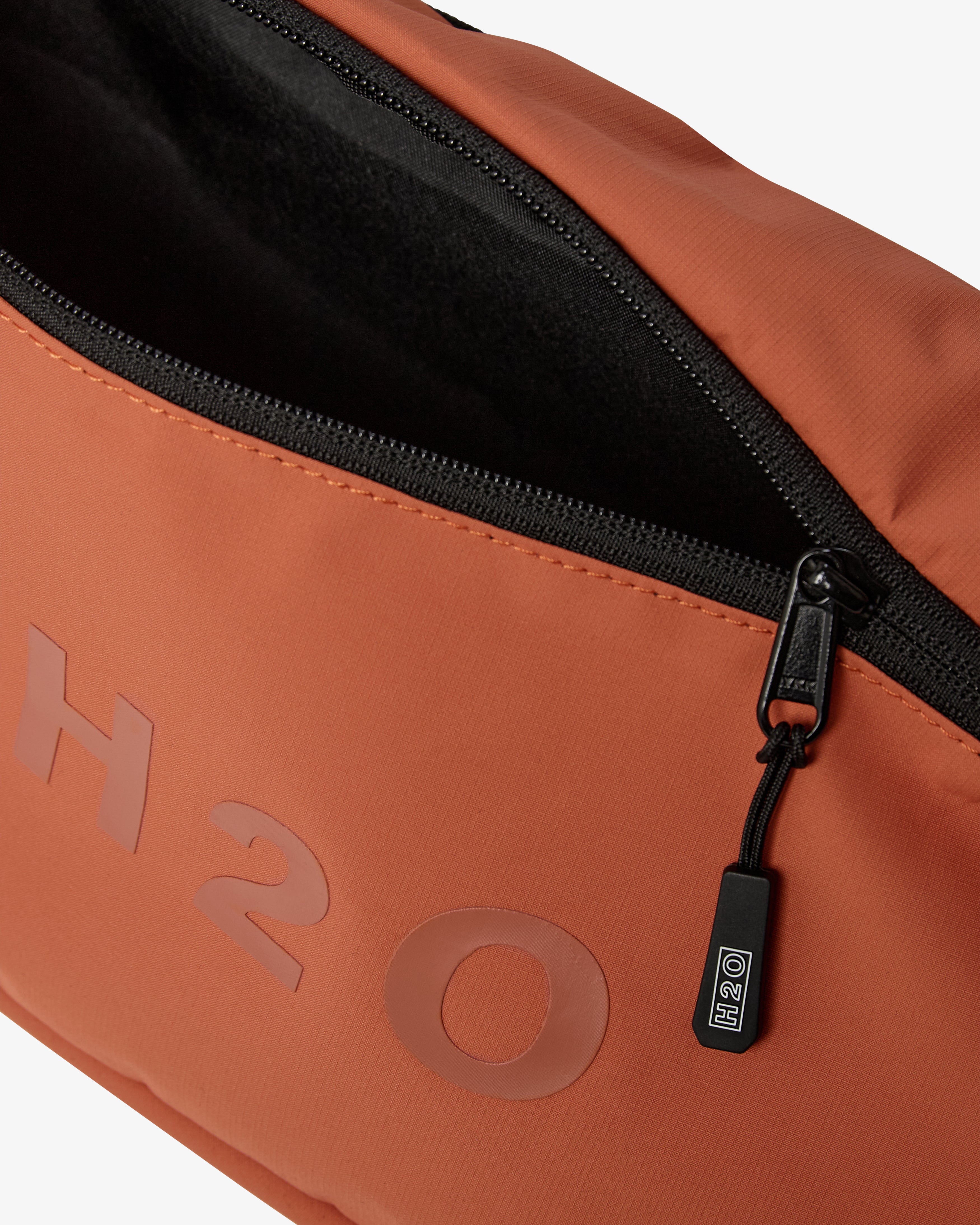 H2O Rømø Bumbag Bag 2047 Autumn Leaf